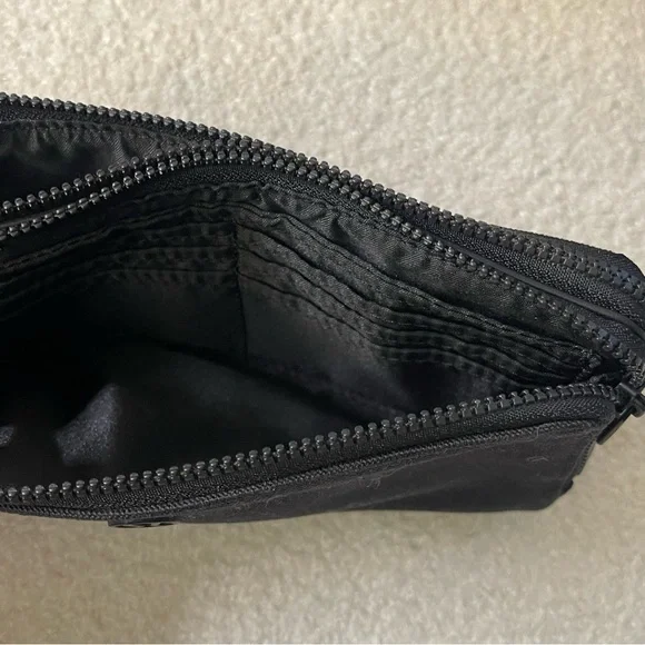 Black Lululemon Double Up Wristlet Pouch - Picture 2 of 3